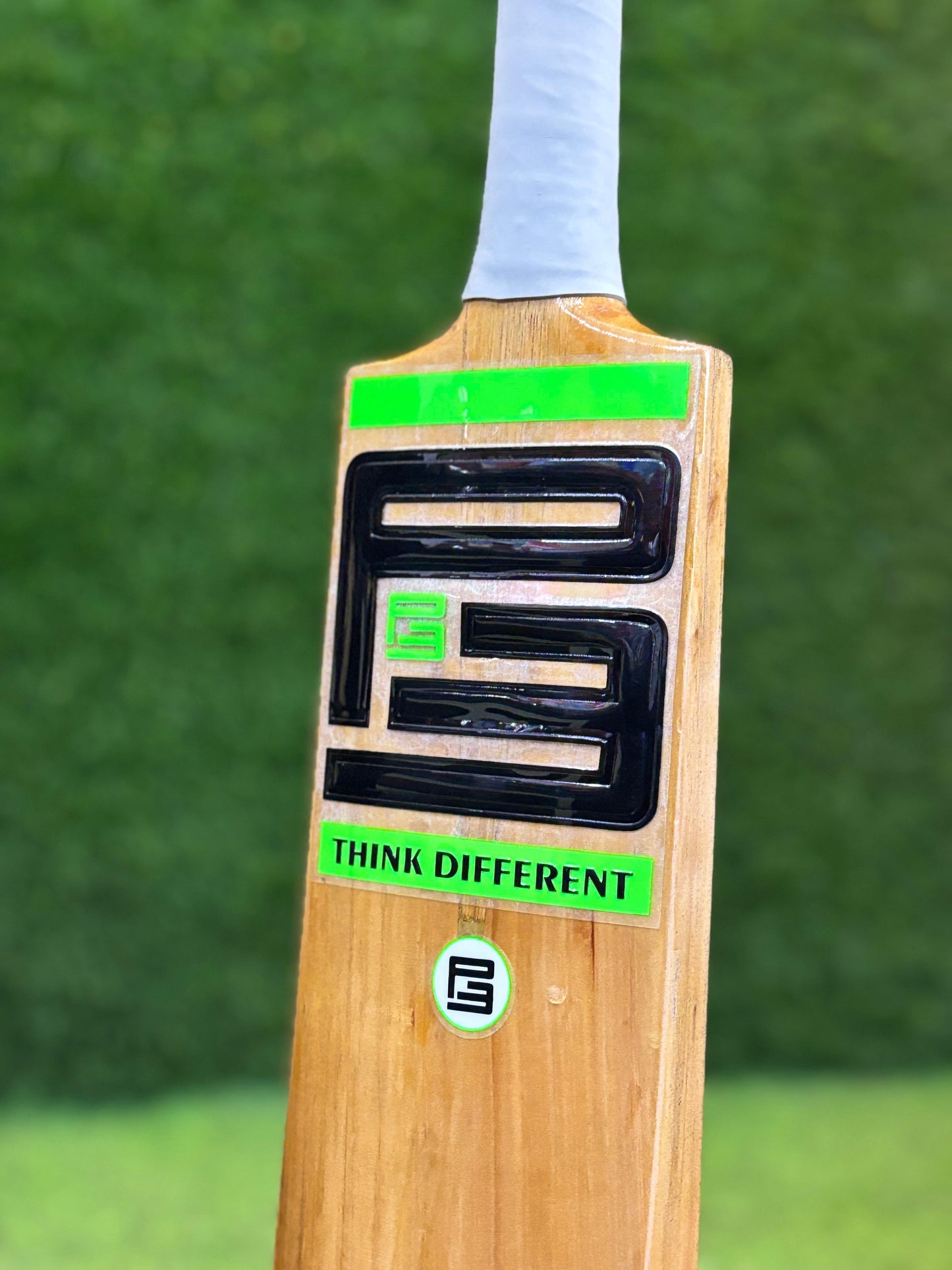 P3 Think Different Green edition cricket bat