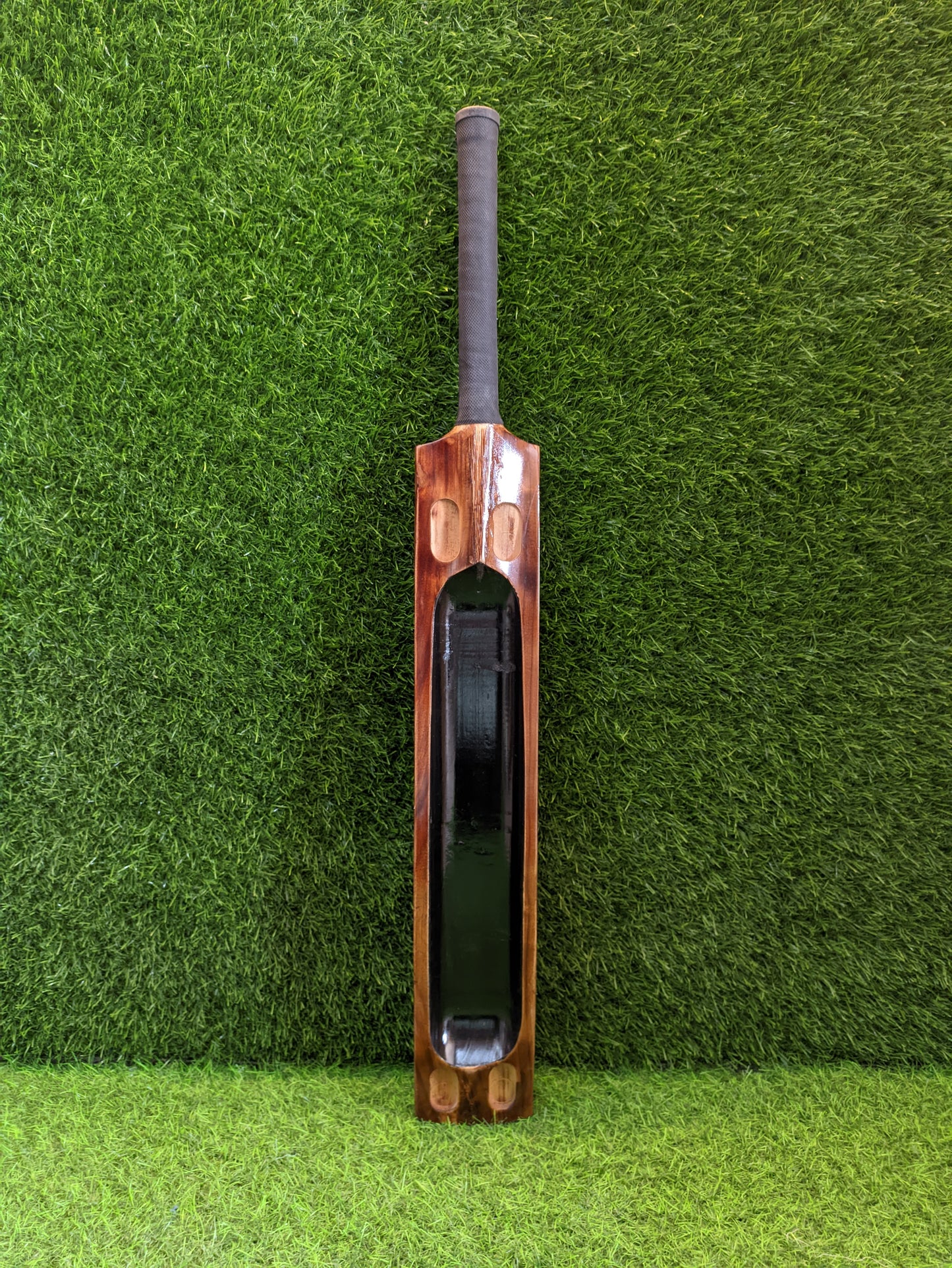 P3 Big Bull edition cricket bat