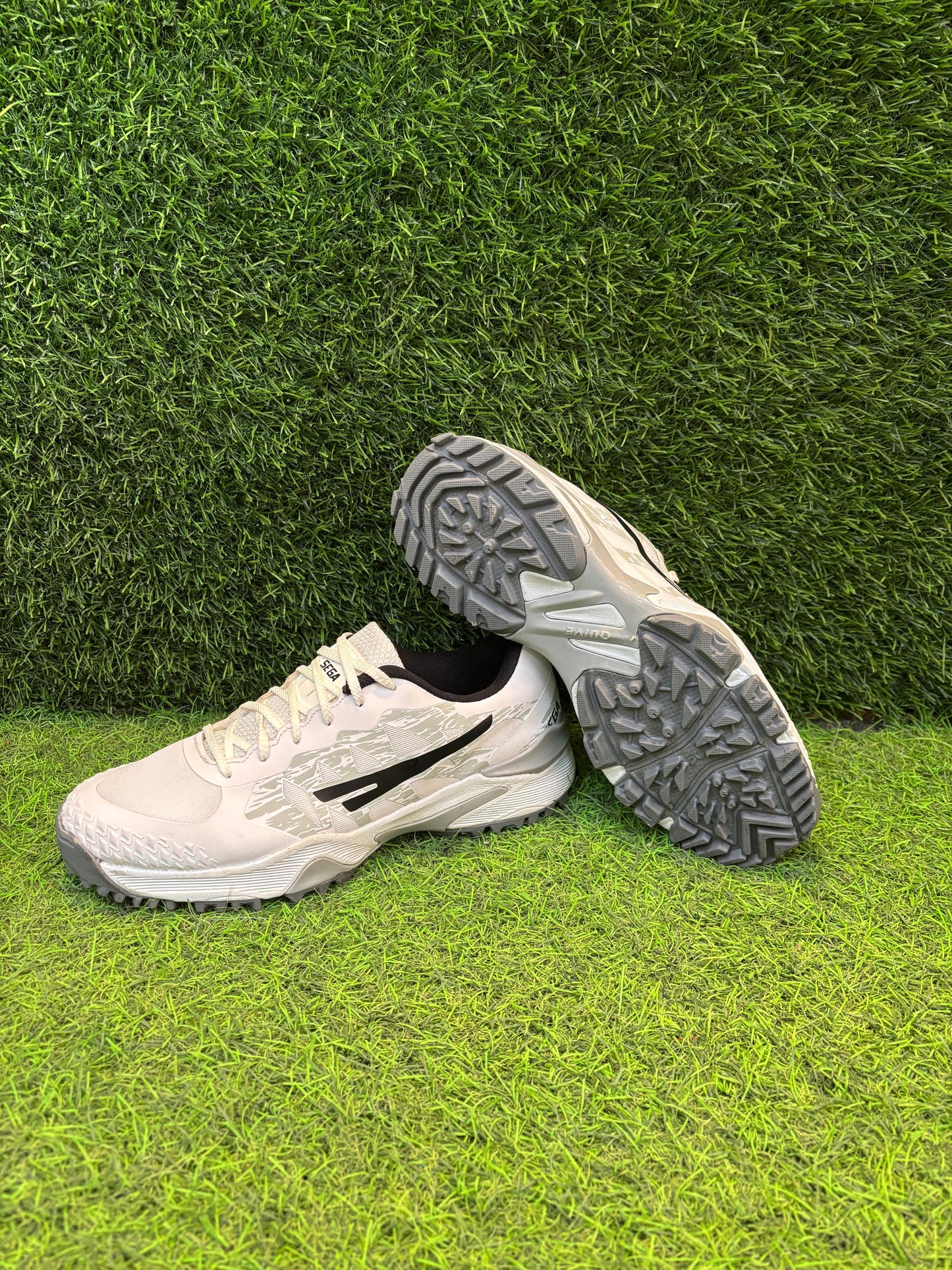 FREEDOM Cricket shoe