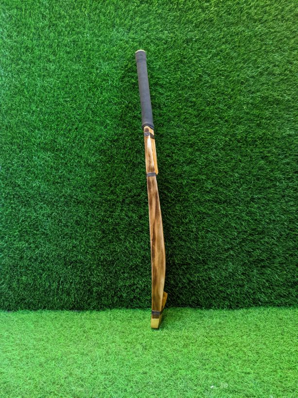 P3 Burn cricket bat