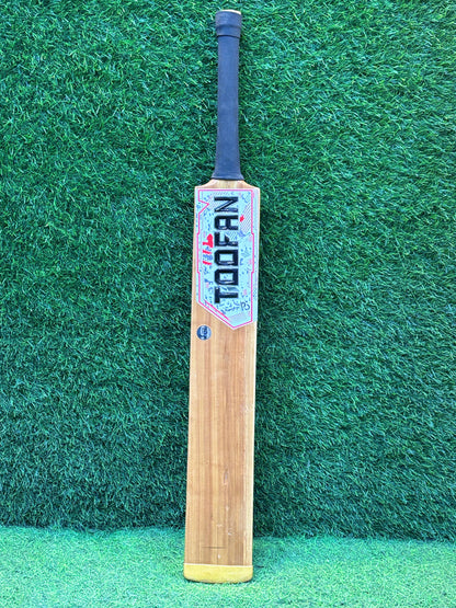 P3 Toofan edition cricket bat
