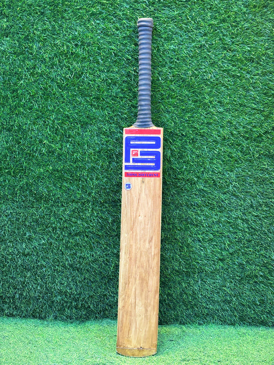 P3 Think Different Blue edition cricket bat