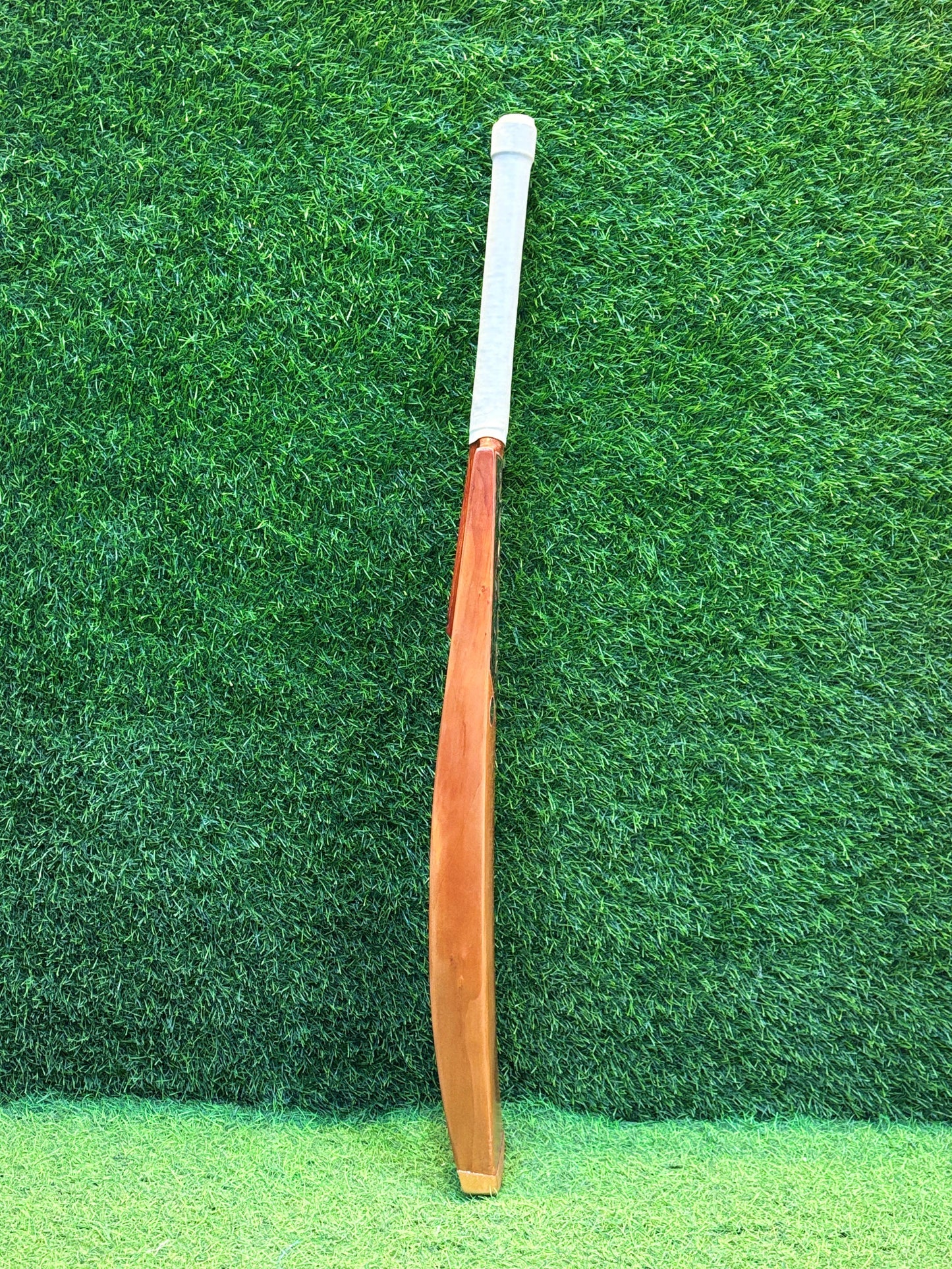 P3 Toofan edition Red cricket bat